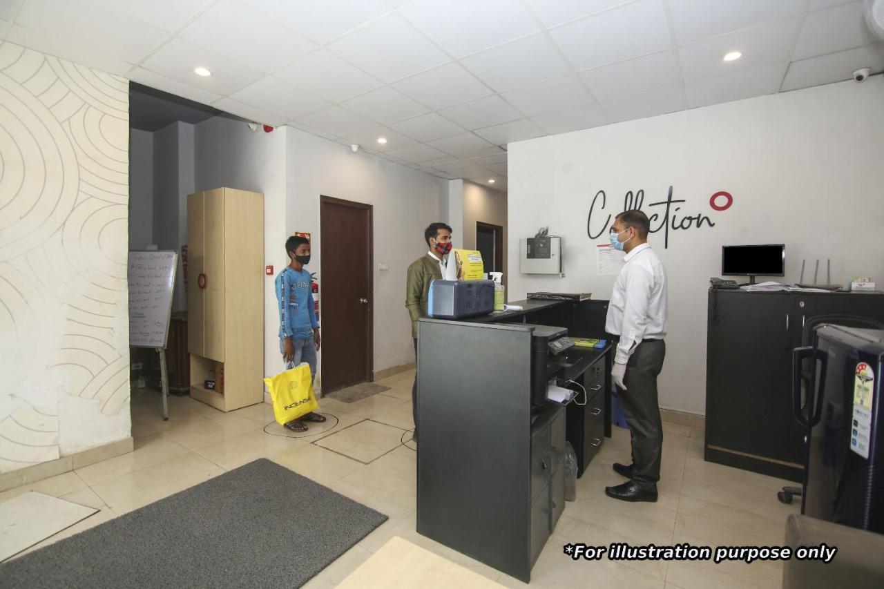 Collection O 76248 Hotel D Crown New Delhi Bagian luar foto
