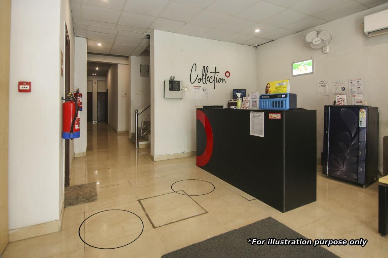 Collection O 76248 Hotel D Crown New Delhi Bagian luar foto